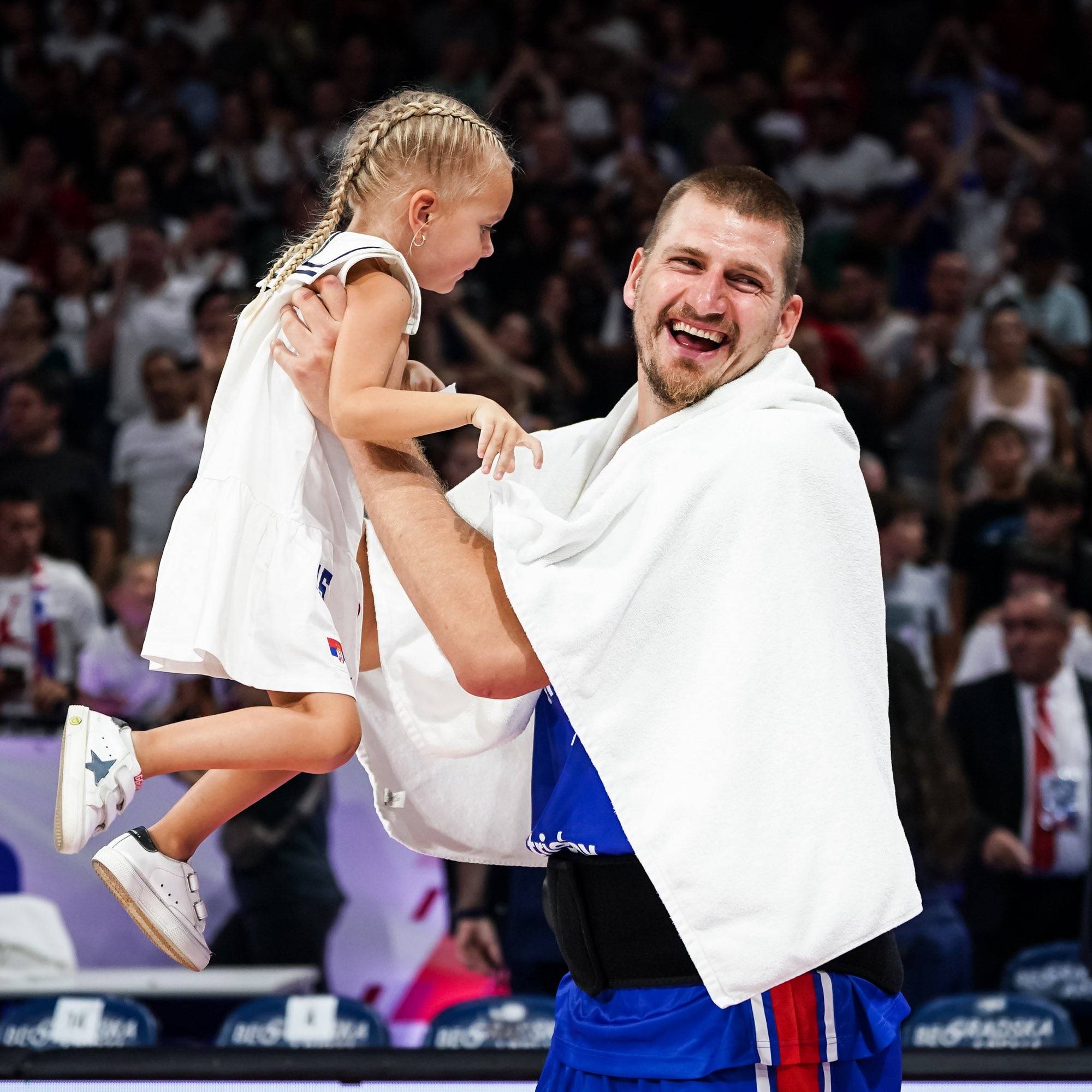 英雄联盟投注-包含赛地聚焦：欧篮联加时末段热度飙升；多特蒙德豪取连胜；媒体盛赞；数据趋势出现新变化的词条
